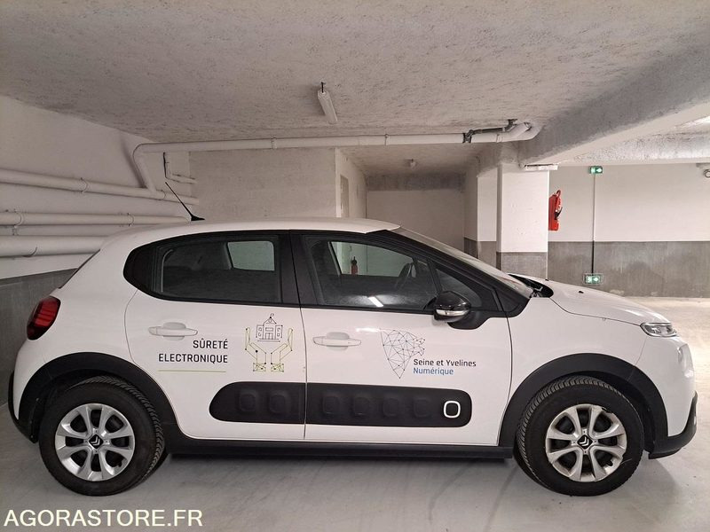 CITROEN - C3 - 2018 - 96000 KM - Voiture: photos 2 CITROEN - C3 - 2018 - 96000 KM - Voiture: photos 2