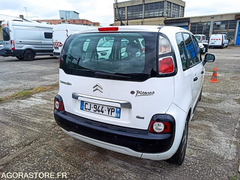 CITROEN C3 PICASSO 5 PLACES 1 .6 HDI 92CH BVMP 263926 KM 2012 - Voiture: photos 5 CITROEN C3 PICASSO 5 PLACES 1 .6 HDI 92CH BVMP 263926 KM 2012 - Voiture: photos 5