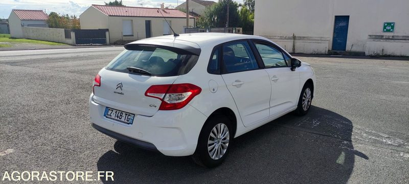 Voiture CITROEN C4: photos 6
