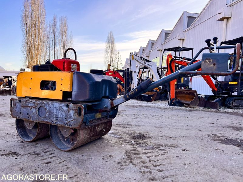 COMPACTEUR À MAIN BELL GROUP BWR650 - 2010 - Compacteur: photos 2 COMPACTEUR À MAIN BELL GROUP BWR650 - 2010 - Compacteur: photos 2