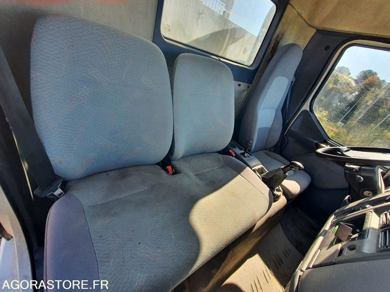 Camion Benne Renault Midlum -2005 - 10T - 250000km - Camion benne: photos 5 Camion Benne Renault Midlum -2005 - 10T - 250000km - Camion benne: photos 5