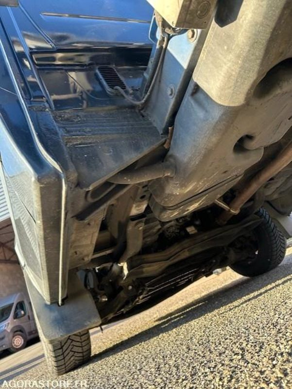 Camion CRAFTER DEPANNEUSE VASP PTE VOITURE CARTE BLANCHE - 2007 - 393000km: photos 8