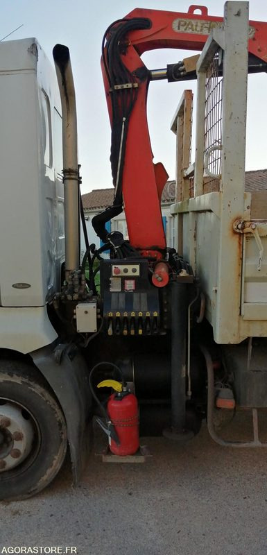 Camion Camion benne avec grue - Renault Midlum 2001 293846kms: photos 9