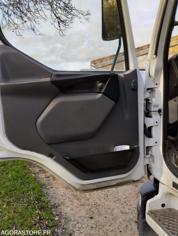 Camion Camion benne avec grue - Renault Midlum 2001 293846kms: photos 13