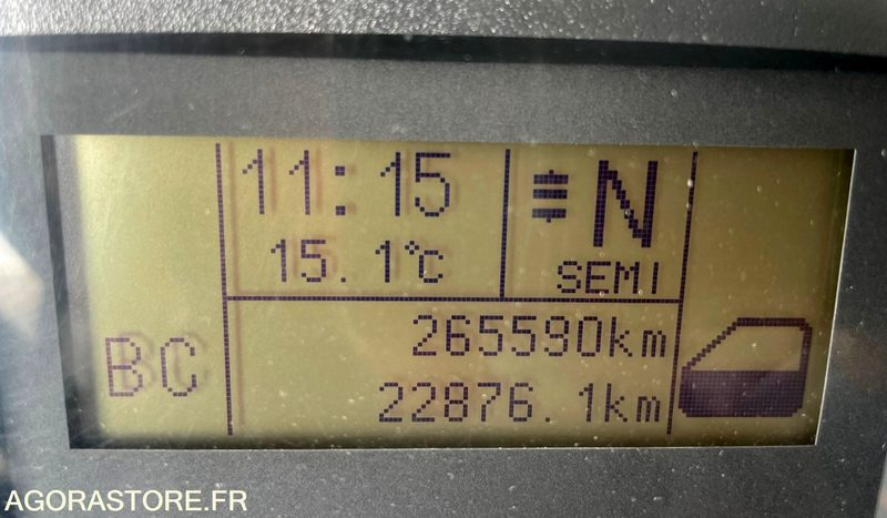 IVECO EUROCARGO PLATEAU - 2015 - 295 000KM - Camion: photos 3 IVECO EUROCARGO PLATEAU - 2015 - 295 000KM - Camion: photos 3