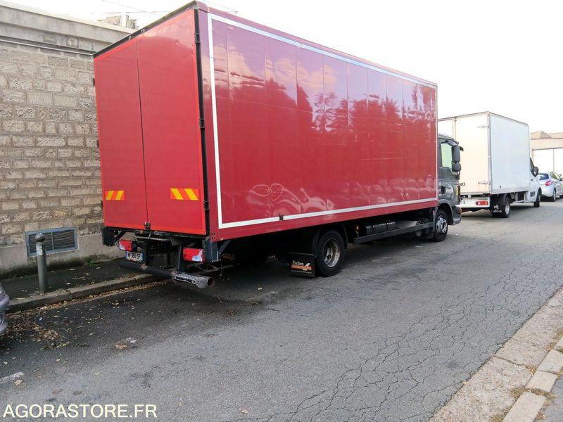 MAN TGL 7.150 ANNEE 2011- 7.5T - 385 000 KMS - Camion: photos 3 MAN TGL 7.150 ANNEE 2011- 7.5T - 385 000 KMS - Camion: photos 3