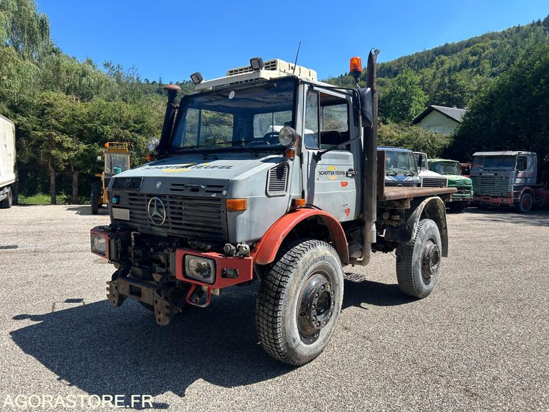 MERCEDES UNIMOG 425 -1985 - 196000km - Camion: photos 1 MERCEDES UNIMOG 425 -1985 - 196000km - Camion: photos 1