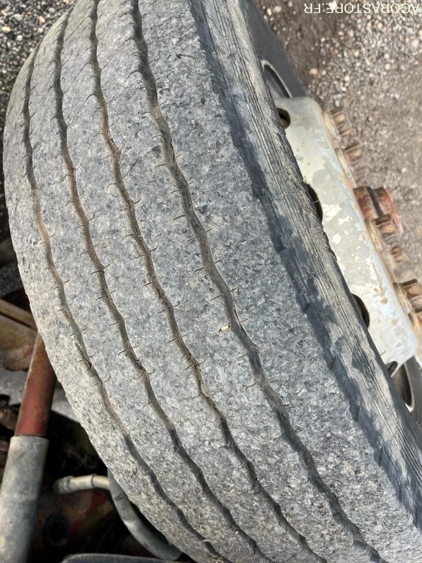 Camion Poid lourd Renault Midlum 180 – Ampliroll / Polybenne – 1995 – 414 000 km: photos 11 Camion Poid lourd Renault Midlum 180 – Ampliroll / Polybenne – 1995 – 414 000 km: photos 11