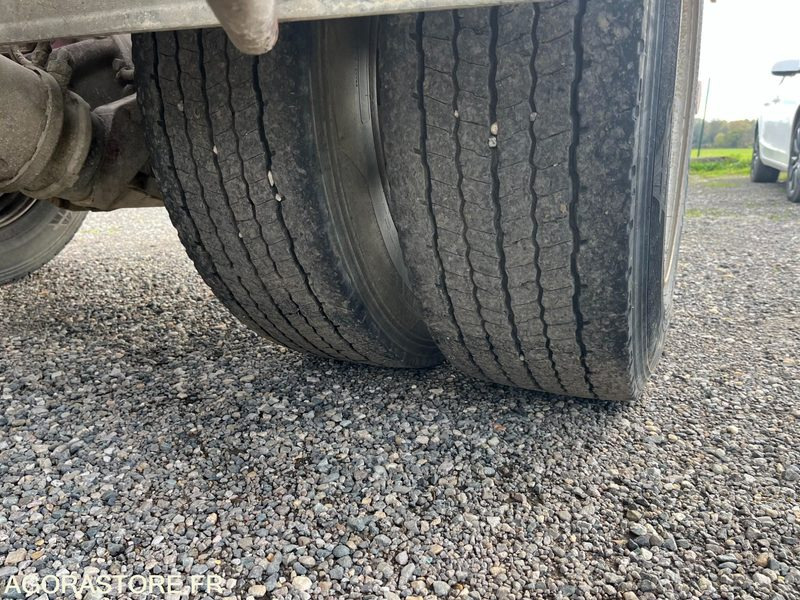 Camion Poid lourd Renault Midlum 180 – Ampliroll / Polybenne – 1995 – 414 000 km: photos 10 Camion Poid lourd Renault Midlum 180 – Ampliroll / Polybenne – 1995 – 414 000 km: photos 10