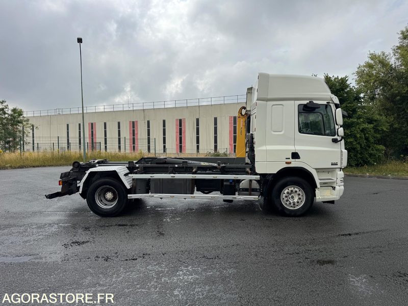 Porteur DAF CF460 19T Ampliroll GUIMA - 2009 - 801000km - crédit-bail Porteur DAF CF460 19T Ampliroll GUIMA - 2009 - 801000km: photos 7