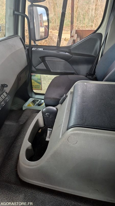 Porteur frigo Volvo FE 260 - Camion: photos 5 Porteur frigo Volvo FE 260 - Camion: photos 5