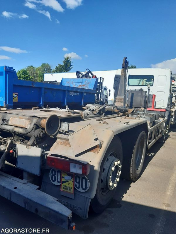 RENAULT 26T/BRAS - CE814TY - 2012 / 695 443 KM - Camion: photos 1 RENAULT 26T/BRAS - CE814TY - 2012 / 695 443 KM - Camion: photos 1
