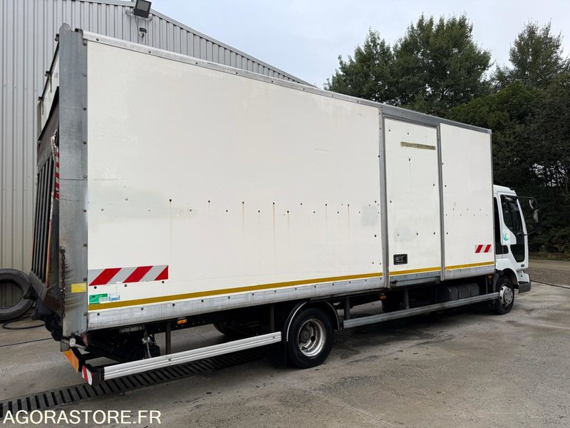 Renault Midlum 180ch porteur 4x2 Fourgon avec Hayon - Camion: photos 4 Renault Midlum 180ch porteur 4x2 Fourgon avec Hayon - Camion: photos 4