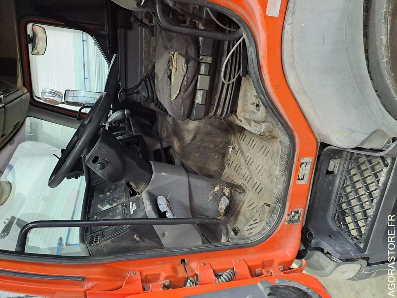 Renault Premium - 2002 - 245200kms (P2001104) - Camion: photos 4 Renault Premium - 2002 - 245200kms (P2001104) - Camion: photos 4