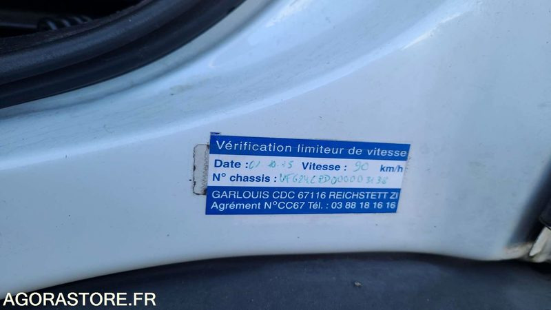 Renault Premium 380 - 2011 - 483100kms - BL055KP - Camion: photos 5 Renault Premium 380 - 2011 - 483100kms - BL055KP - Camion: photos 5