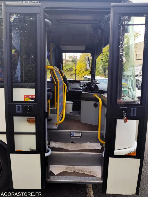 Car Irisbus Recreo 205600kms 2005 60 places - Bus scolaire: photos 5 Car Irisbus Recreo 205600kms 2005 60 places - Bus scolaire: photos 5