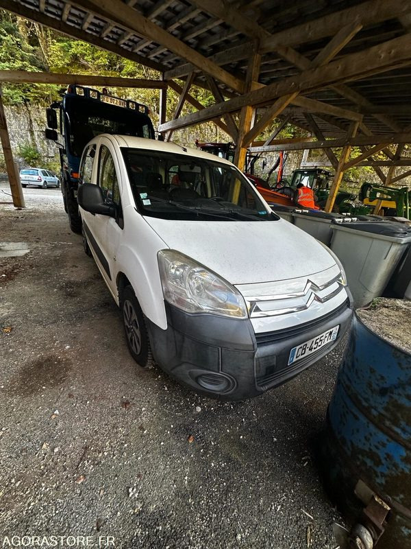 Citroen Berlingo 2012 240000 kms - Fourgonnette: photos 1 Citroen Berlingo 2012 240000 kms - Fourgonnette: photos 1