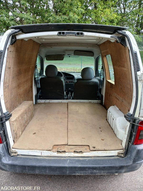 Citroën Berlingo (49200) - Fourgonnette: photos 3 Citroën Berlingo (49200) - Fourgonnette: photos 3