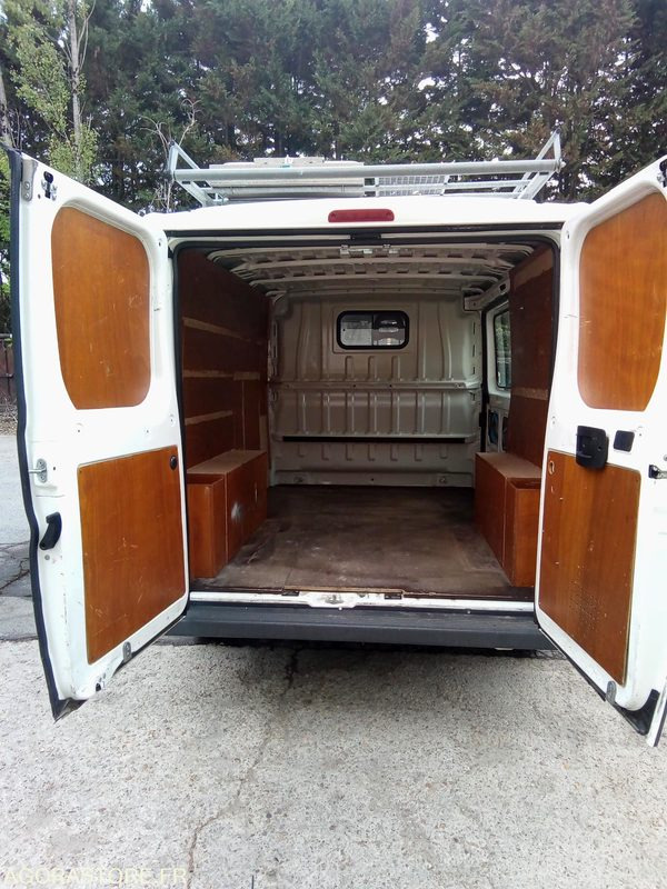 Citroen jumper 2,2 HDi 100 l1h1 77540 kms garanties HS Non ROULANT - Fourgon utilitaire: photos 3 Citroen jumper 2,2 HDi 100 l1h1 77540 kms garanties HS Non ROULANT - Fourgon utilitaire: photos 3