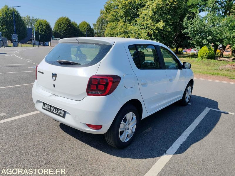 DACIA SANDERO - 45500km - année 2020 - Voiture: photos 2 DACIA SANDERO - 45500km - année 2020 - Voiture: photos 2