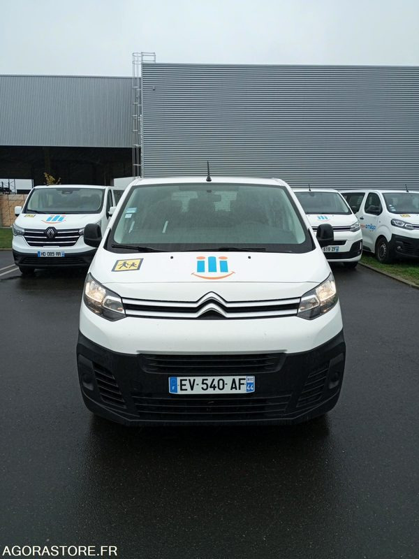 EV-540-AF - Roulant - CITROEN JUMPY SPACE TOURER - VP - 244 901 Kms - Minibus, Transport de personnes: photos 5 EV-540-AF - Roulant - CITROEN JUMPY SPACE TOURER - VP - 244 901 Kms - Minibus, Transport de personnes: photos 5
