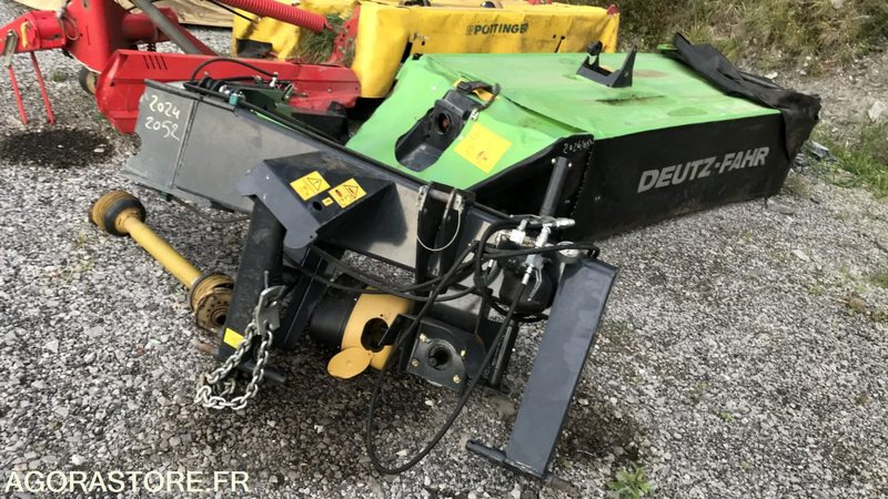 FAUCHEUSE DEUTZ - DISCMASTER 432H (année 2016) - Faucheuse: photos 2 FAUCHEUSE DEUTZ - DISCMASTER 432H (année 2016) - Faucheuse: photos 2