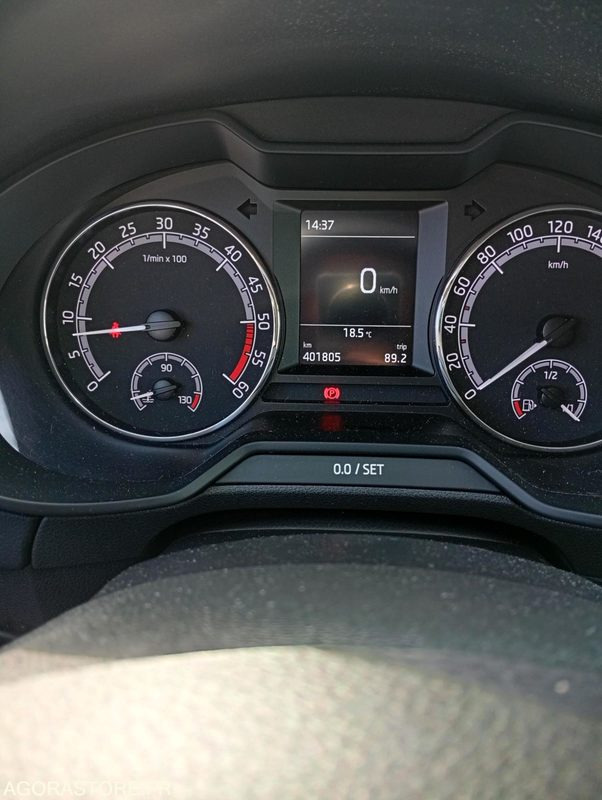 FG-690-CN - Roulant - SKODA OCTAVIA - VP - 401 800 Kms - Voiture: photos 5 FG-690-CN - Roulant - SKODA OCTAVIA - VP - 401 800 Kms - Voiture: photos 5