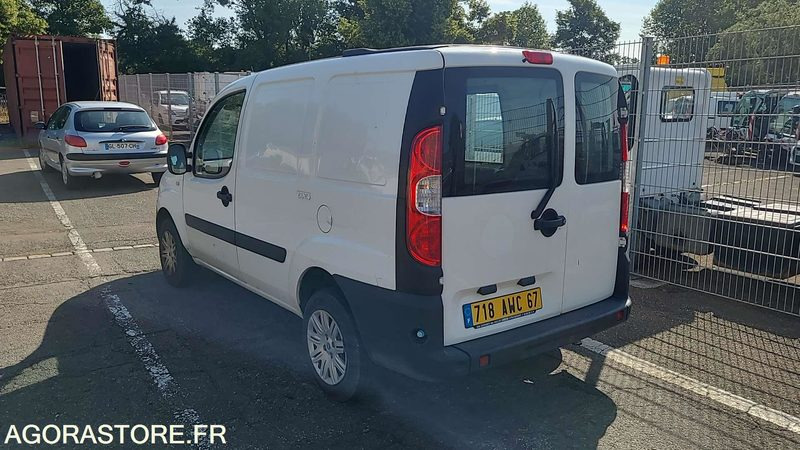 FIAT DOBLO CARGO - 2007 - 98427KM - 718 AWC 67 - Fourgonnette: photos 5 FIAT DOBLO CARGO - 2007 - 98427KM - 718 AWC 67 - Fourgonnette: photos 5