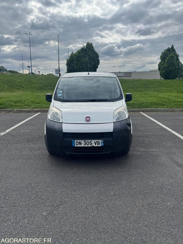 FIAT FIORINO 140 000 KM ANNÉE 2015 - Fourgonnette: photos 1 FIAT FIORINO 140 000 KM ANNÉE 2015 - Fourgonnette: photos 1