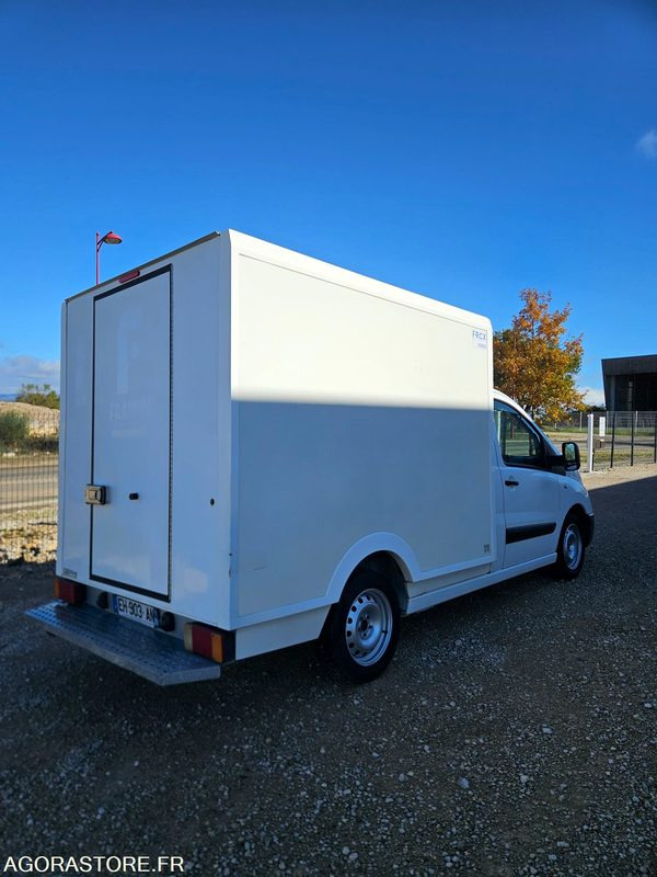 FIAT SCUDO 2.0 130 CAISSE FRIGORIFIQUE FRCX 3 PLACES - Utilitaire frigorifique: photos 4 FIAT SCUDO 2.0 130 CAISSE FRIGORIFIQUE FRCX 3 PLACES - Utilitaire frigorifique: photos 4