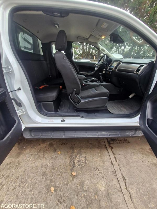 FORD RANGER 2.0 ECOBLUE 4×4 170 CV 136670 KMS - Pick-up: photos 5 FORD RANGER 2.0 ECOBLUE 4×4 170 CV 136670 KMS - Pick-up: photos 5