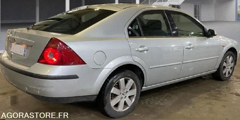 Ford Mondeo 1.8I - 125 GHIA .CT-OK passé et accepté pour 2 ans - Voiture: photos 2 Ford Mondeo 1.8I - 125 GHIA .CT-OK passé et accepté pour 2 ans - Voiture: photos 2