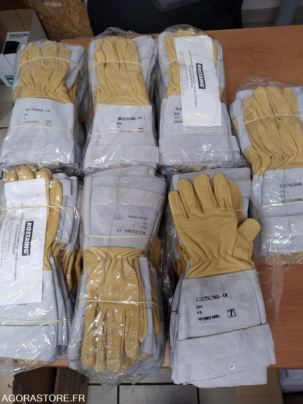 GANTS CUIR AVEC LONGUE MANCHETTE TAILLE 7 - LOT 70 PAIRES - Outil/ Équipement: photos 1 GANTS CUIR AVEC LONGUE MANCHETTE TAILLE 7 - LOT 70 PAIRES - Outil/ Équipement: photos 1