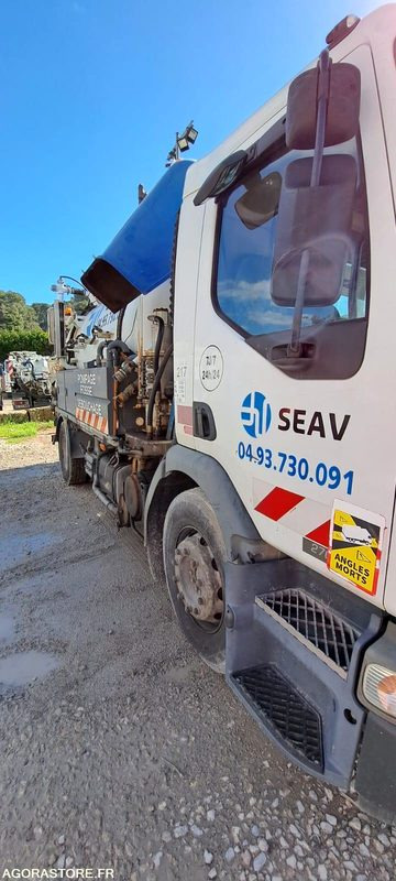 HYDROCUREUR HUWER RENAULT 18T 2005 CK595XS (VENTE UNIQUEMENT EXPORT) - Camion hydrocureur: photos 3 HYDROCUREUR HUWER RENAULT 18T 2005 CK595XS (VENTE UNIQUEMENT EXPORT) - Camion hydrocureur: photos 3