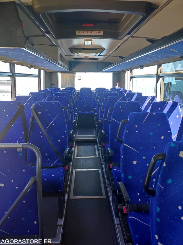 IVECO BUS AXER 12.80m N°073226 - Bus scolaire: photos 3 IVECO BUS AXER 12.80m N°073226 - Bus scolaire: photos 3