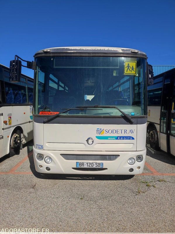 IVECO BUS AXER 12.80m N°073226 - Bus scolaire: photos 1 IVECO BUS AXER 12.80m N°073226 - Bus scolaire: photos 1