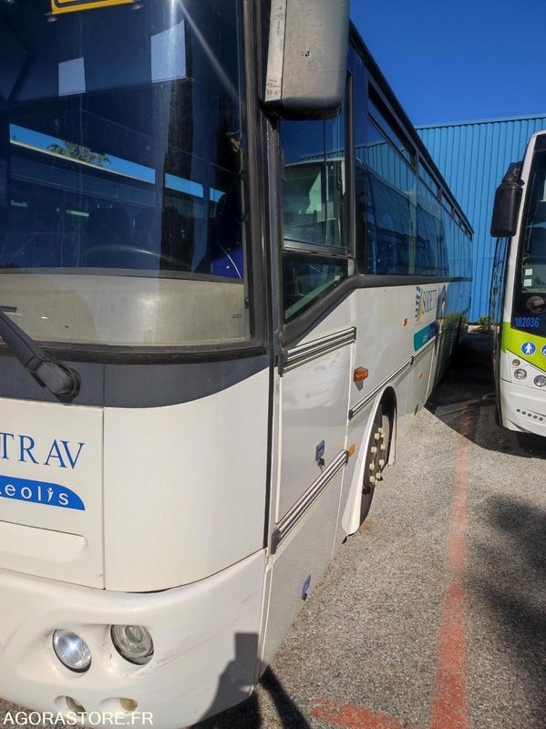 IVECO BUS AXER 12.80m N°073227 - Bus scolaire: photos 2 IVECO BUS AXER 12.80m N°073227 - Bus scolaire: photos 2
