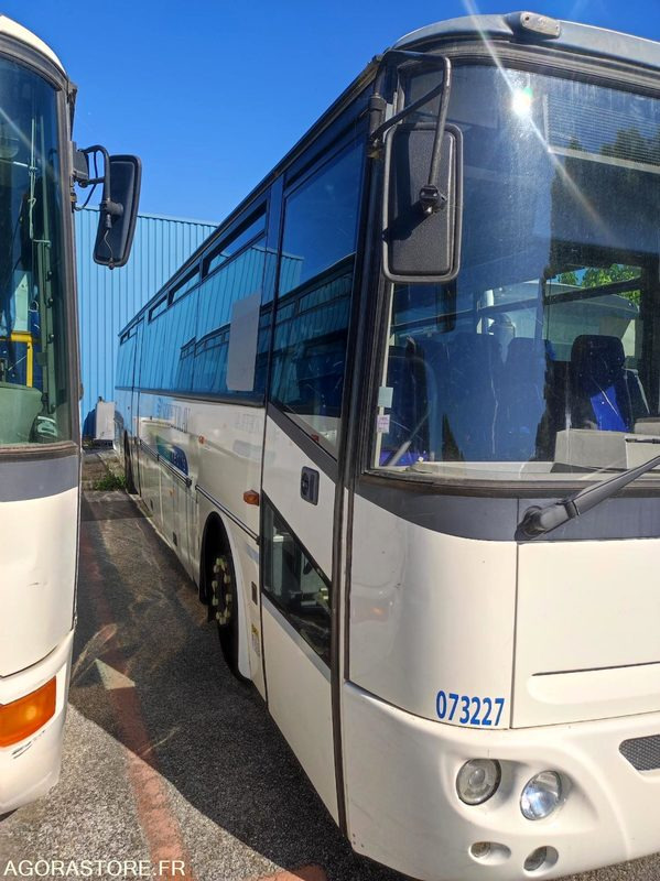 IVECO BUS AXER 12.80m N°073227 - Bus scolaire: photos 1 IVECO BUS AXER 12.80m N°073227 - Bus scolaire: photos 1