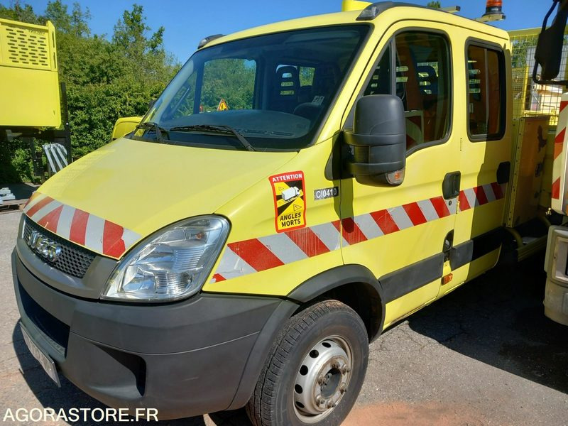 IVECO DAILY 65C18D DOUBLE CABINE BENNE (CI0410) - Fourgonnette: photos 2 IVECO DAILY 65C18D DOUBLE CABINE BENNE (CI0410) - Fourgonnette: photos 2