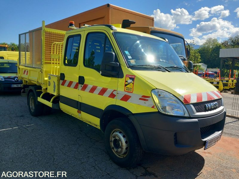 IVECO DAILY 65C18D DOUBLE CABINE BENNE (CI0410) - Fourgonnette: photos 1 IVECO DAILY 65C18D DOUBLE CABINE BENNE (CI0410) - Fourgonnette: photos 1