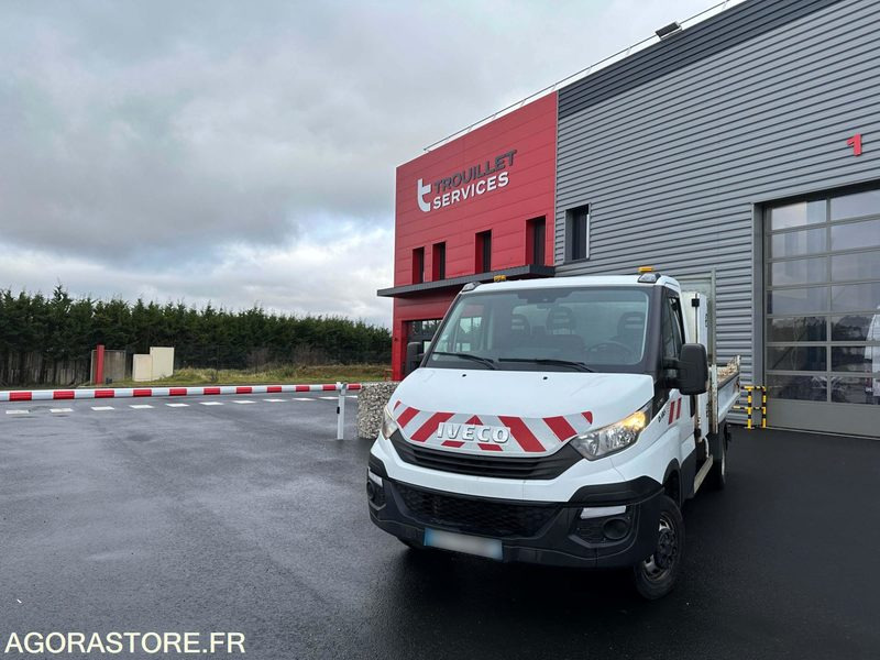 IVECO DAILY CHASSIS CABINE- 2019- 134920KM - Utilitaire benne: photos 1 IVECO DAILY CHASSIS CABINE- 2019- 134920KM - Utilitaire benne: photos 1