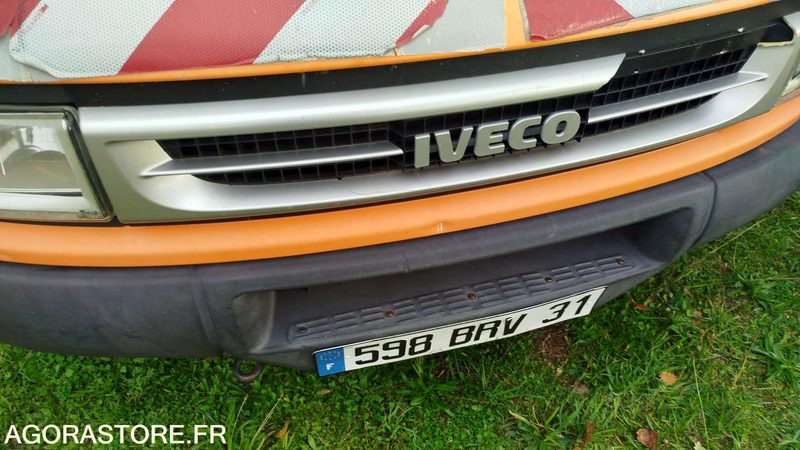 Iveco 35S12 - 2006 - 317864km - 598BRV31 - Utilitaire benne: photos 4 Iveco 35S12 - 2006 - 317864km - 598BRV31 - Utilitaire benne: photos 4