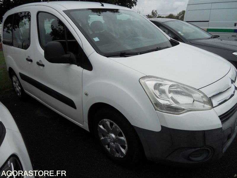 LOT 4 SLT - CITROEN BERLINGO - Voiture: photos 2 LOT 4 SLT - CITROEN BERLINGO - Voiture: photos 2