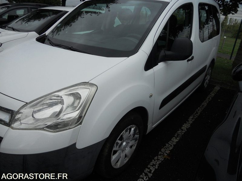 LOT 4 SLT - CITROEN BERLINGO - Voiture: photos 3 LOT 4 SLT - CITROEN BERLINGO - Voiture: photos 3