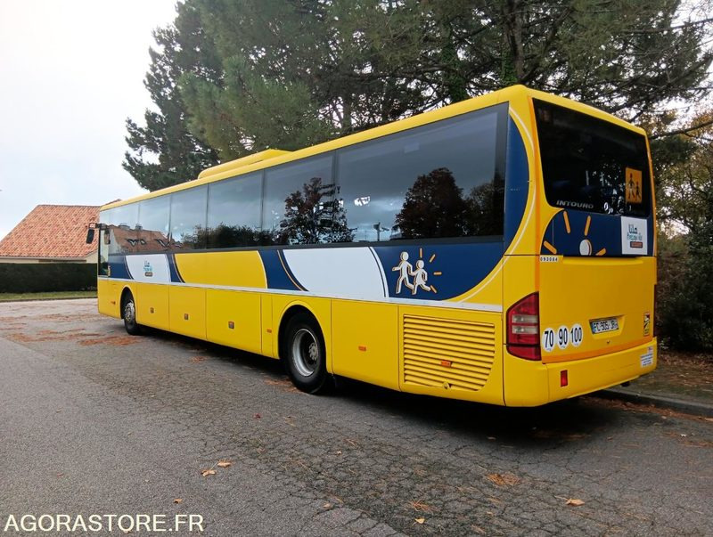 MERCEDES INTOURO N°093084 - Bus scolaire: photos 2 MERCEDES INTOURO N°093084 - Bus scolaire: photos 2