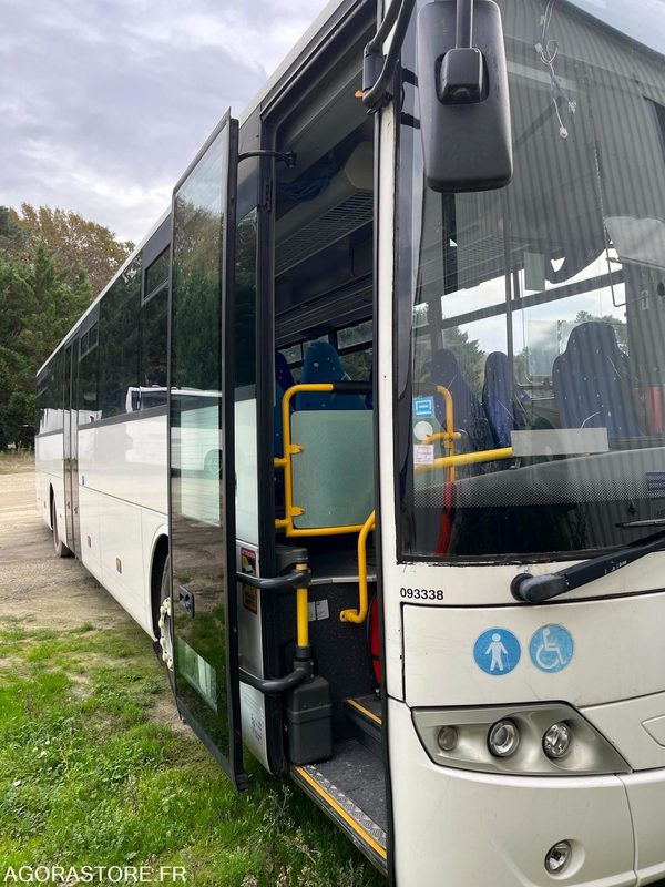 MERCEDES INTOURO N°093338 - Bus scolaire: photos 1 MERCEDES INTOURO N°093338 - Bus scolaire: photos 1