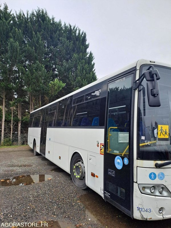 MERCEDES INTOURO N°111043 - Bus scolaire: photos 2 MERCEDES INTOURO N°111043 - Bus scolaire: photos 2