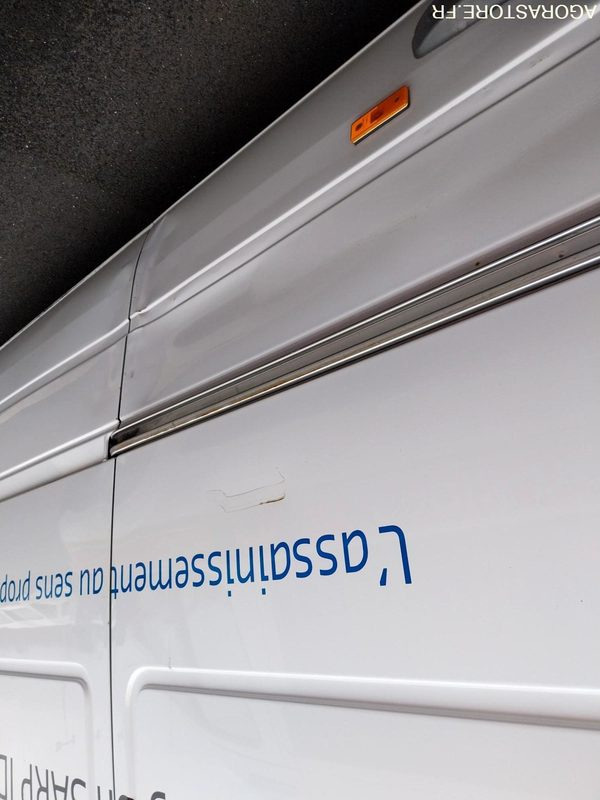 MERCEDES Sprinter 411CDI Fourgon L4 VASP 2004 148238Km ROULANT PRO UNIQUEMENT - Fourgon utilitaire: photos 4 MERCEDES Sprinter 411CDI Fourgon L4 VASP 2004 148238Km ROULANT PRO UNIQUEMENT - Fourgon utilitaire: photos 4