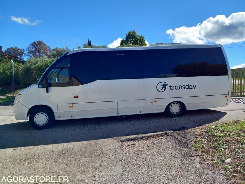 MIDICARS INDCAR WING VARIO 22129 MEC 2012 KM 155000 CM-333-PF - Minibus, Transport de personnes: photos 4 MIDICARS INDCAR WING VARIO 22129 MEC 2012 KM 155000 CM-333-PF - Minibus, Transport de personnes: photos 4