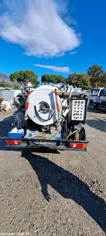 MINI COMBINE BAROCLEAN/RENAULT 2009 AB415YQ (VENTE UNIQUEMENT EXPORT) - Camion hydrocureur: photos 4 MINI COMBINE BAROCLEAN/RENAULT 2009 AB415YQ (VENTE UNIQUEMENT EXPORT) - Camion hydrocureur: photos 4